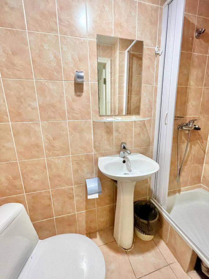 Hotel 7F Kiev Eksteriør billede