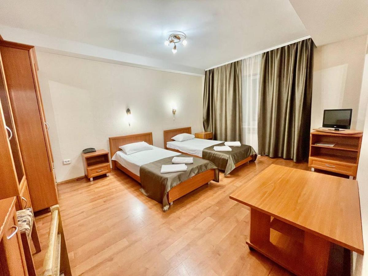 Hotel 7F Kiev Eksteriør billede