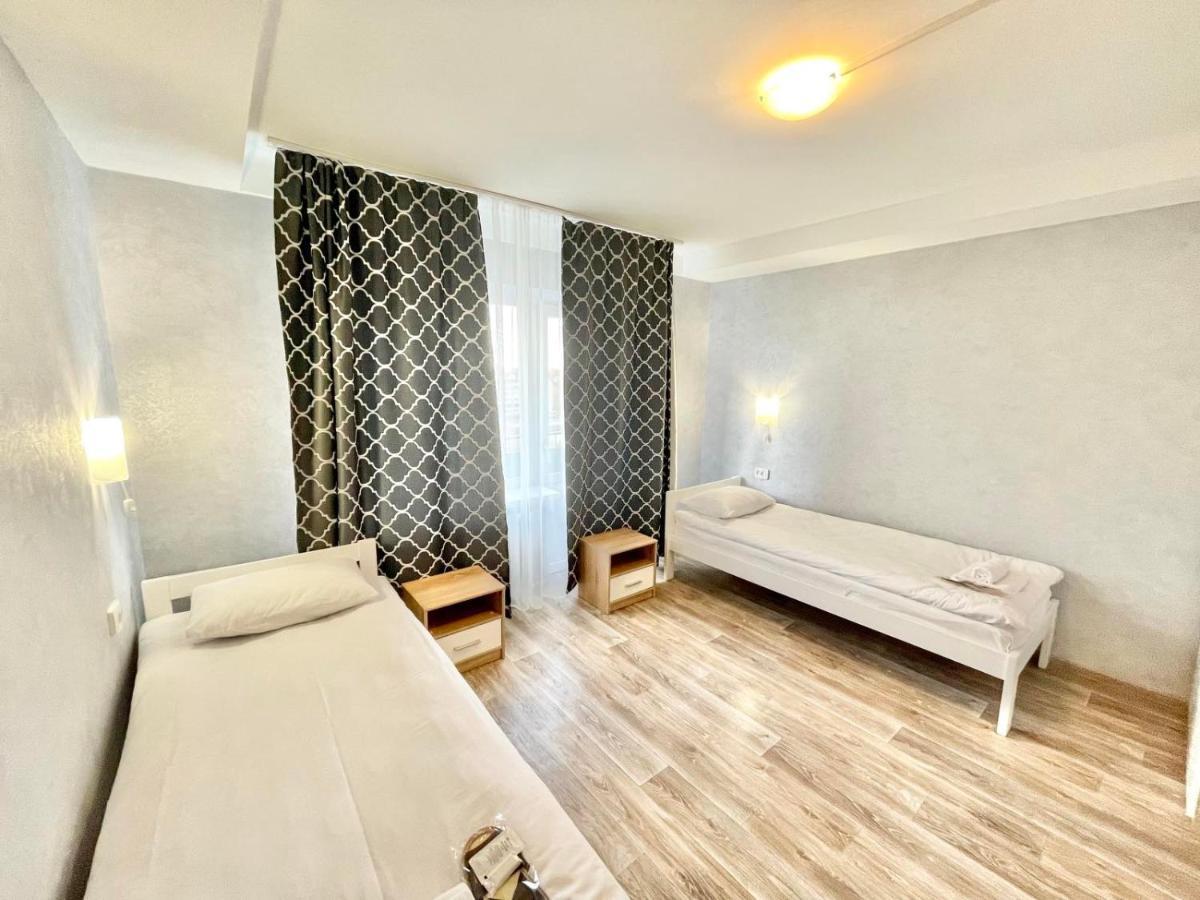 Hotel 7F Kiev Eksteriør billede